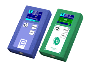 Flasher Portable PLUS: Pair of customized service programmers (photo)